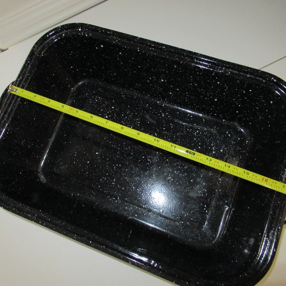 Vintage Speckled enamel roasting Pan - Picture 7 of 11